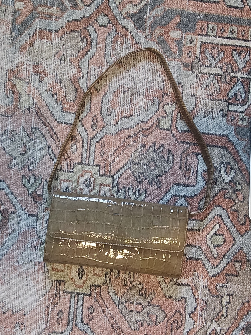 Women's Croc-Embossed Patent Shoulder Bag in Taupe